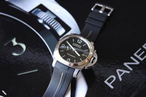 panerai black rubber band|best aftermarket panerai straps.